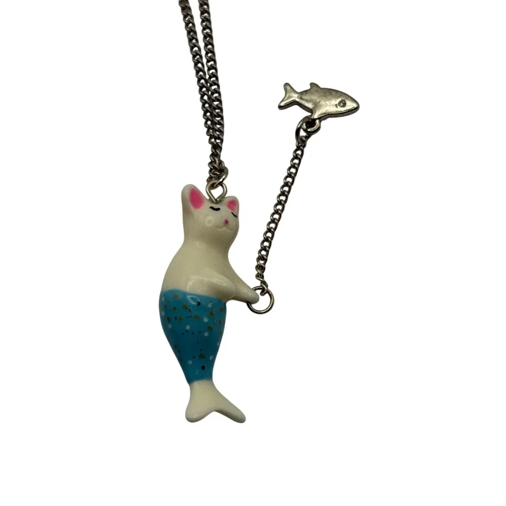 NEW Betsey Johnson Purrmaid Chain Necklace Cat Fish Silver Funky - Picture 2 of 6